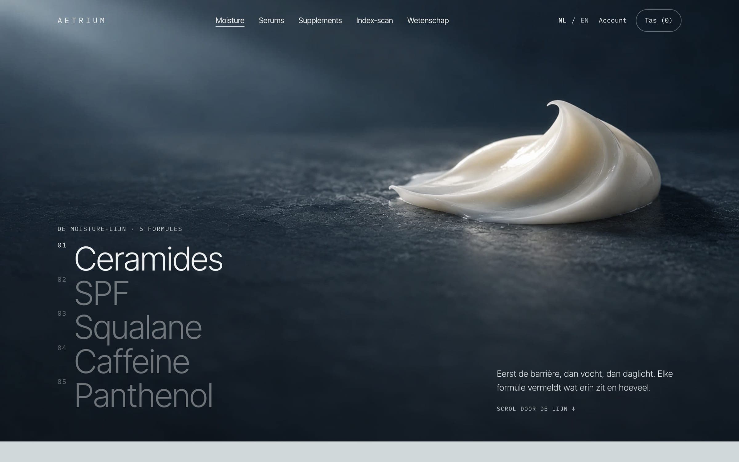 De moisture-pagina: vijf formules boven een lik crème